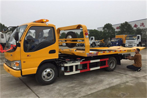 平房区哪里有拖车服务