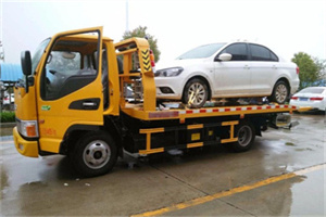 平房区附近拖车救援24小时服务热线